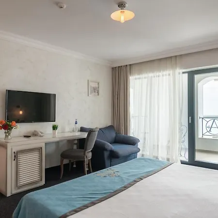 Hotel Antik 3*