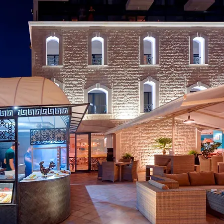 Hotell Antik 3*